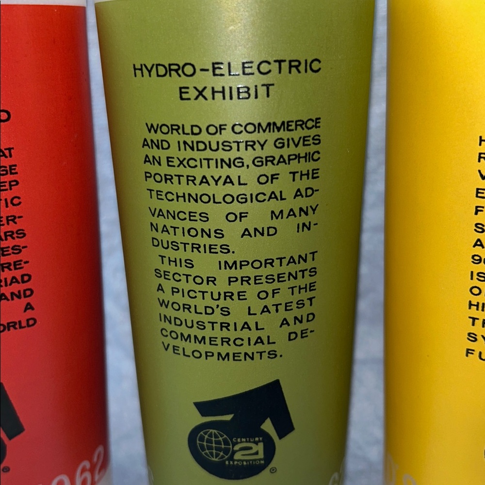1962 Seattle World's Fair Frosted Glass Set of 3 Tumblers Red Green Yellow - Picture 6 of 15